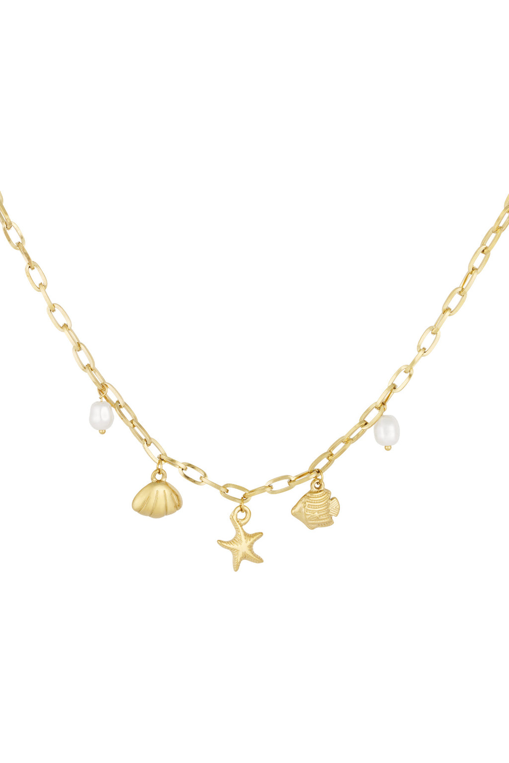 collier court avec breloques de plage