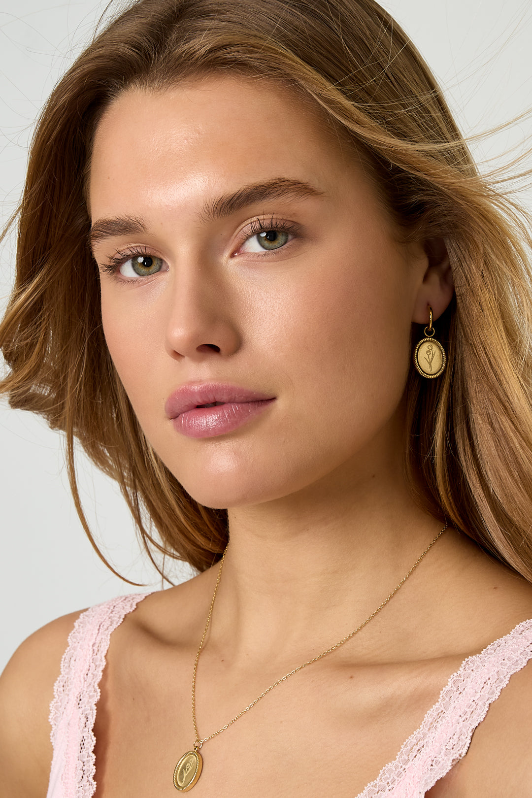 Boucles d'oreilles en acier inoxydable en forme de tulipe