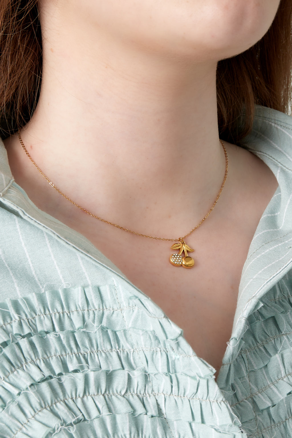 Collier cerises pailletées