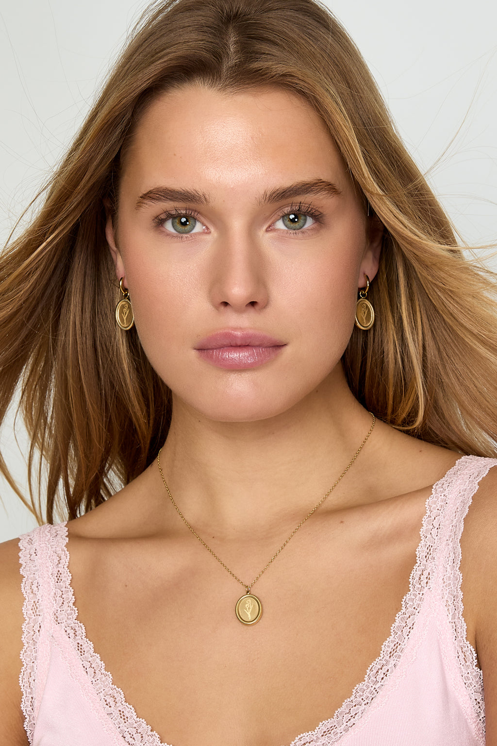 Boucles d'oreilles en acier inoxydable en forme de tulipe